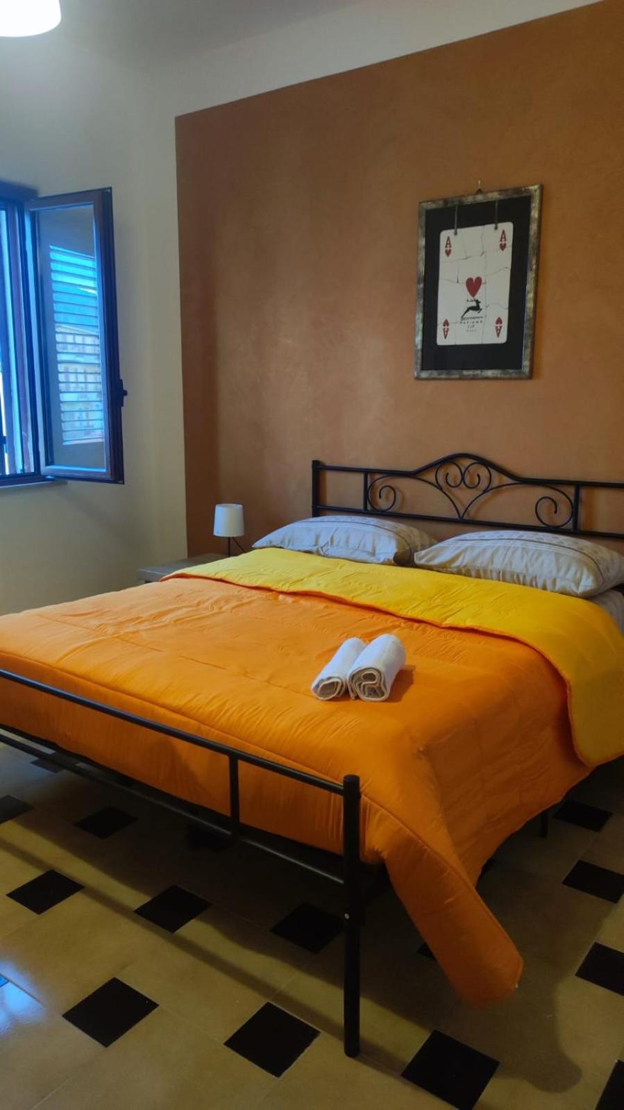 Casa Di Mitri Bed & Breakfast Carini Eksteriør bilde